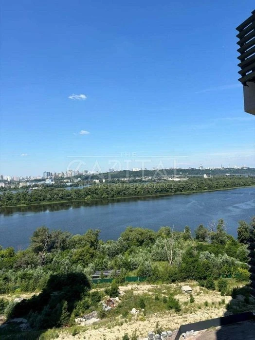 I am selling a 54.3m2 apartment with a view of the Dnieper in the Zarichny residential complex, price