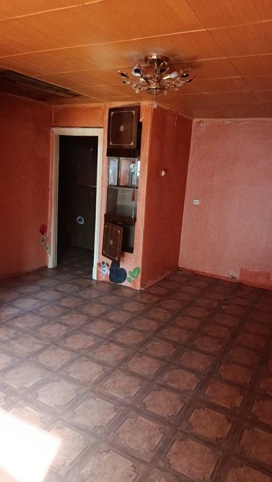 Продам квартиру м. Запоріжжя, вул. Космічна, 3. (1к кв)