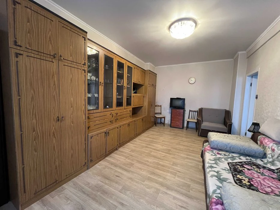 Сталинка на Ат. Головатого с ремонтом, 35м