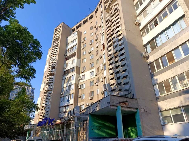 Квартира. Одесса, Канатная ул.