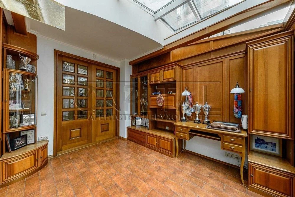 Apartment for sale, Oleksandra Konyskoho St., Shevchenkivskyi