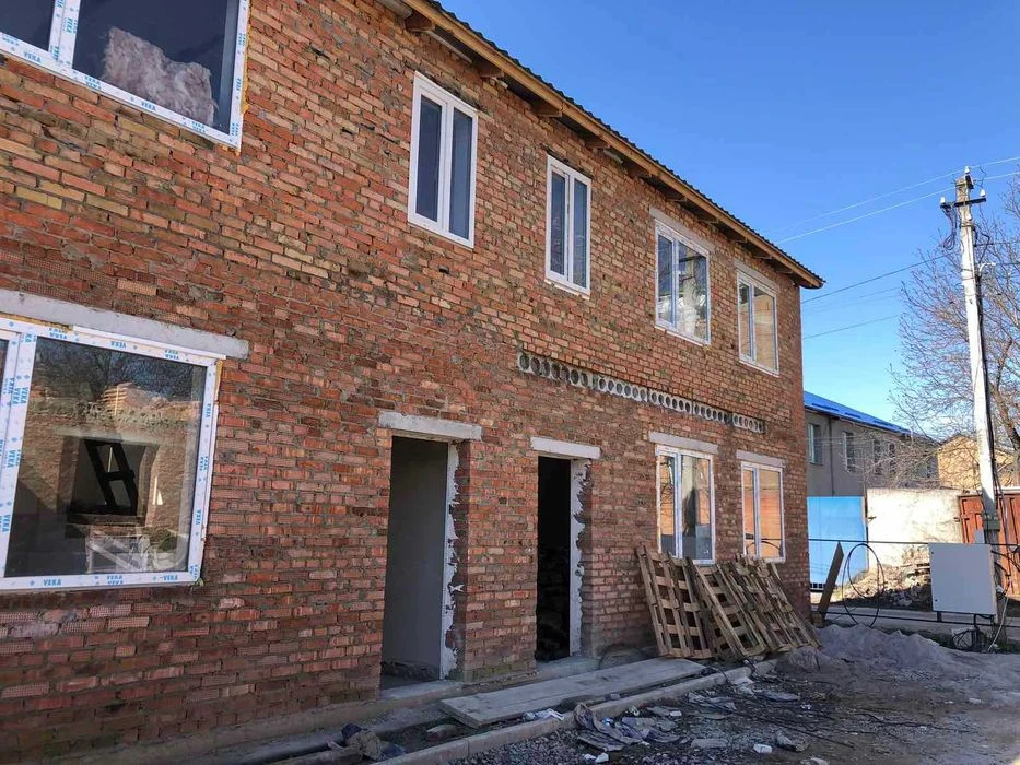 Townhouse for sale in Slavyanets, 8387