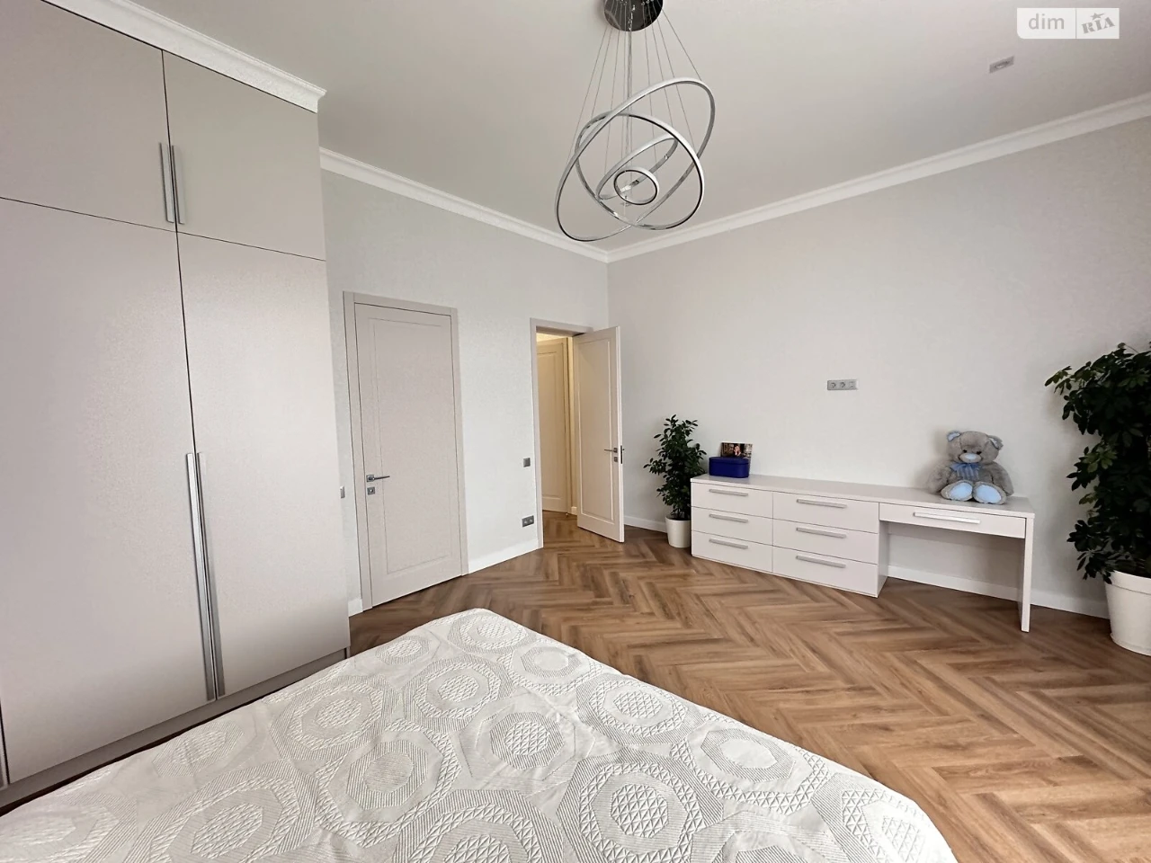 For Sale House Kyivskyi