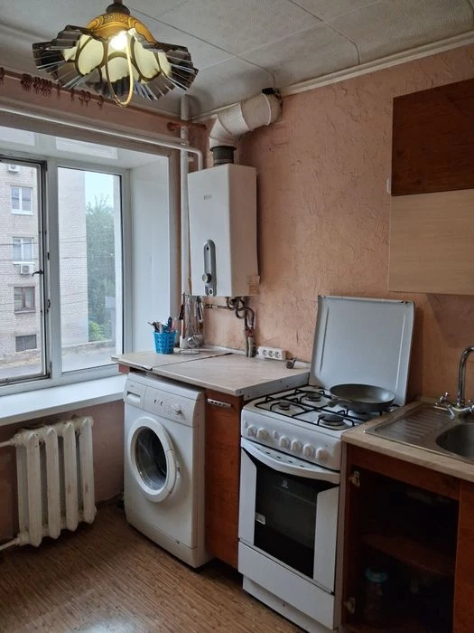 Продам 2х кім на пр. Івана Мазепи