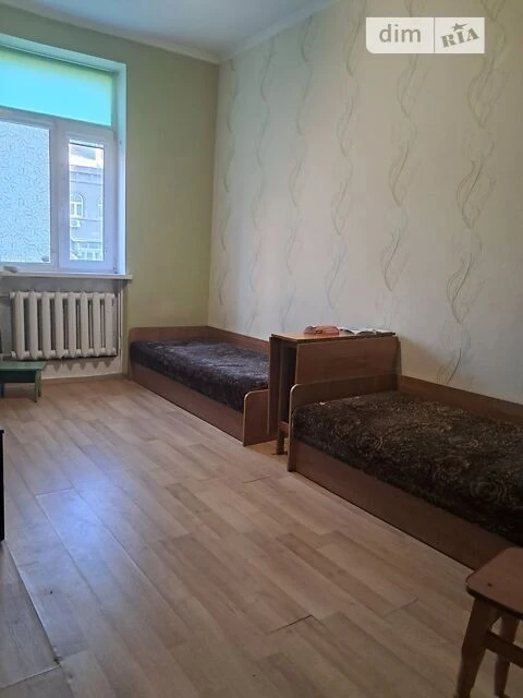 Продаж кімнати 19.4 кв. м на вул. Олеся Гончара 82 • ID 3350