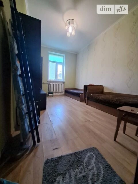 Продаж кімнати 19.4 кв. м на вул. Олеся Гончара 82 • ID 3350
