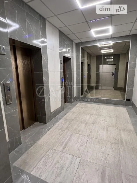 Sale of 4-room apartment 176 sq. m. on Andriy Verkhoglyada St. 4B •