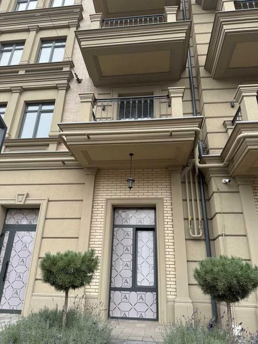 Продам квартиру в сданном КБ "Консул" на 10 в. Большого Фо