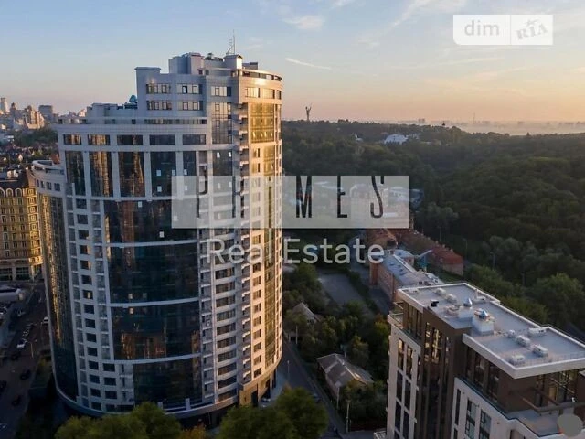 Sale of 5-room apartment 190 sq. m. on Buslivska Street 12 • ID 3472