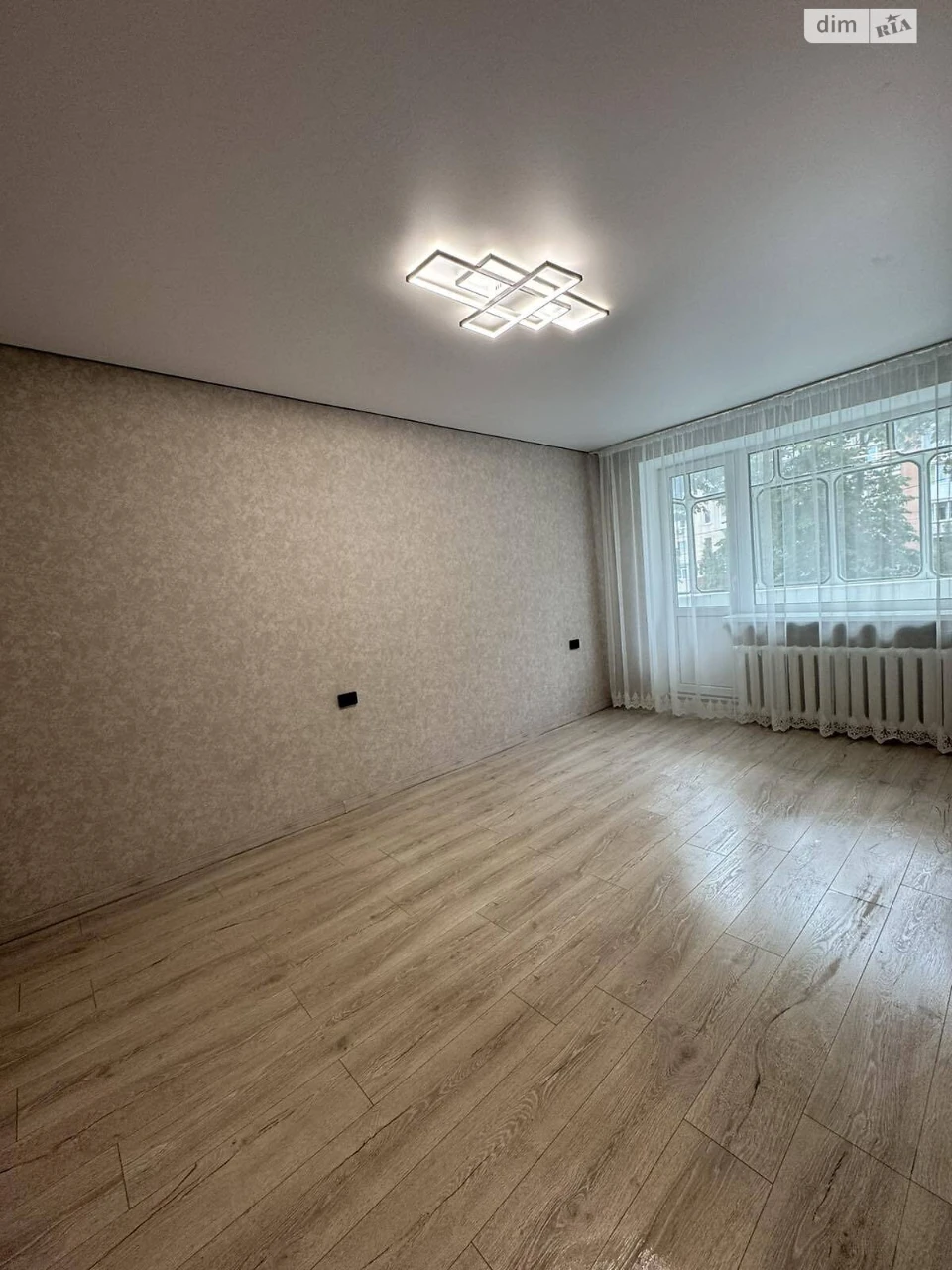 Продаж Квартира Виставка