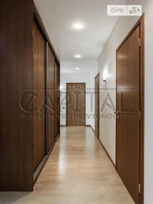 Sale of a 5-room apartment of 200 sq. m. on Bulvarno-Kudryavska Street 13
