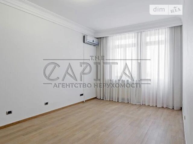 Sale of a 5-room apartment of 200 sq. m. on Bulvarno-Kudryavska Street 13