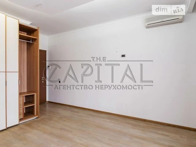 Sale of a 5-room apartment of 200 sq. m. on Bulvarno-Kudryavska Street 13