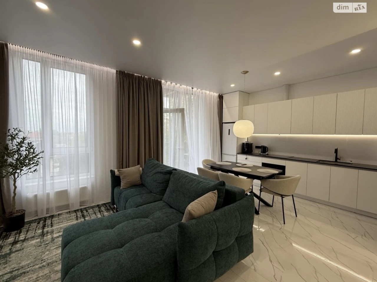 Long-term Rental Apartment Sredniy Fontan