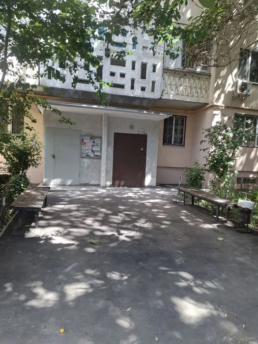 Предлагается к продаже 3-х комнатная квартира на Таирова, ул