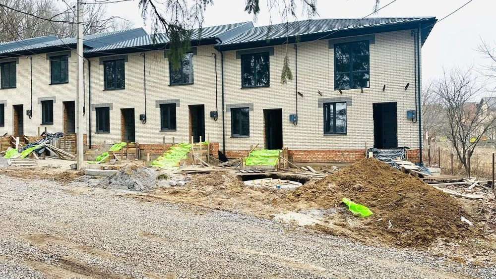 Таунхаусу Біля Центру 85 кв.м. Пятничани кімнати