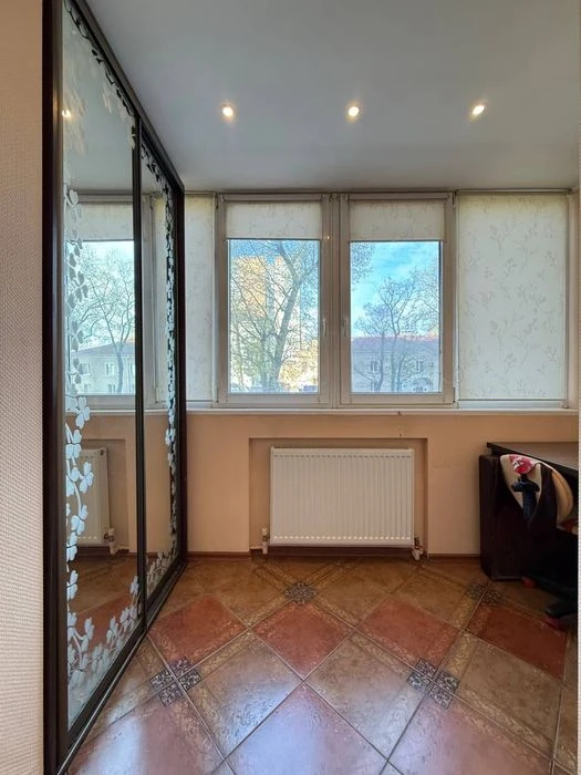 I will sell a 2-room apartment in Kedryna residential complex Sozidatel Kirpych