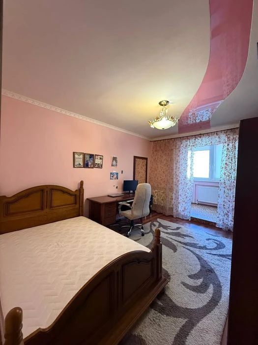 I will sell a 2-room apartment in Kedryna residential complex Sozidatel Kirpych