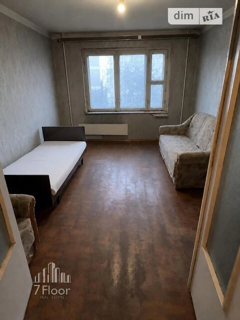 Sale of 2-room apartment 54 sq. m. on Mykola Zakrevskoho St. 35 •