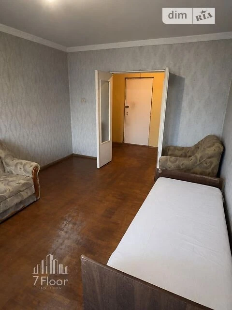Sale of 2-room apartment 54 sq. m. on Mykola Zakrevskoho St. 35 •