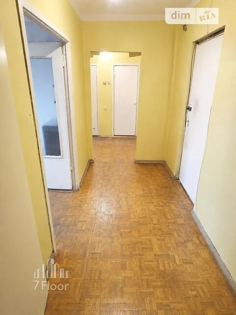 Sale of 2-room apartment 54 sq. m. on Mykola Zakrevskoho St. 35 •