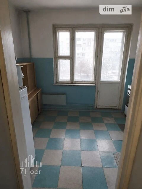 Sale of 2-room apartment 54 sq. m. on Mykola Zakrevskoho St. 35 •