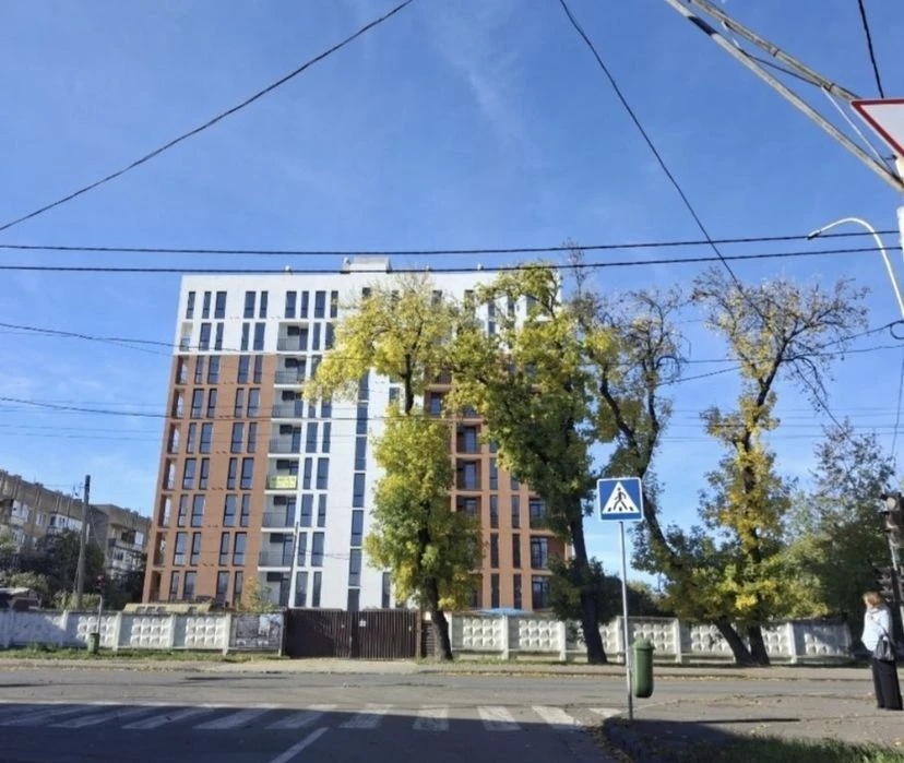 Продам 2 кім в новобудові на 2 поверсі
