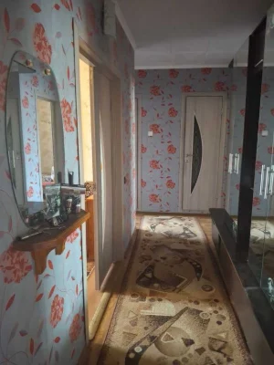 Продається 3-к квартира на Б.Хмельницького