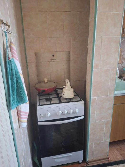 Продається 3-к квартира на Б.Хмельницького