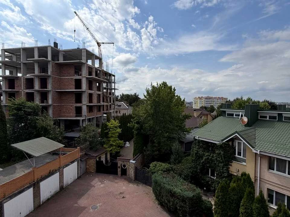 Квартира. Рівне, Князя Володимира вул.