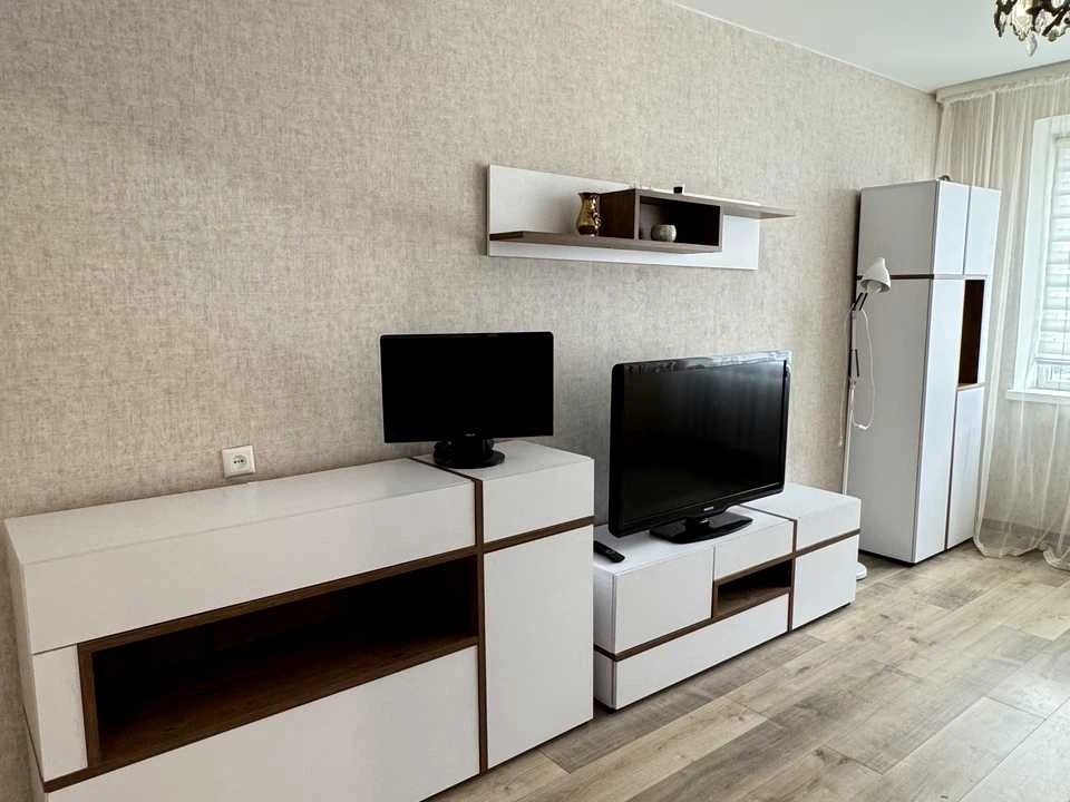 Квартира. Рівне, Романа Шухевича вул.