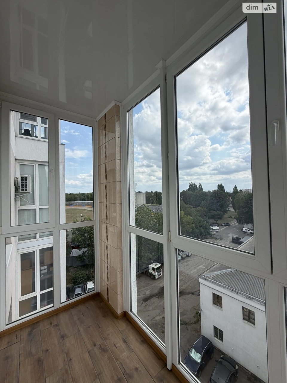 Продаж Квартира Південний