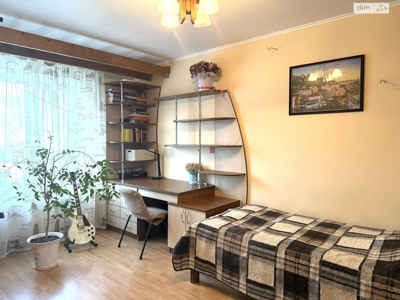 Продаж Квартира Політон