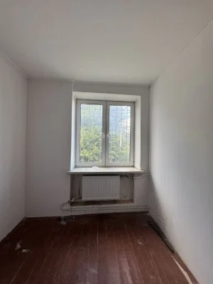 Квартира 46 м² з автономним електричним опаленням. Без коміс