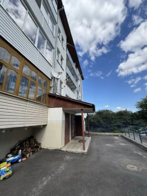 Квартира 46 м² з автономним електричним опаленням. Без коміс
