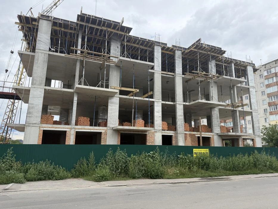 Продаж двокімнатної квартири