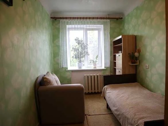 Продаж 3-кімнатної квартири в центрі міста на Бандери