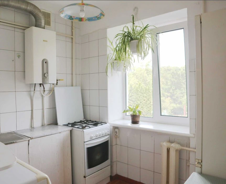 Продаж 3-кімнатної квартири в центрі міста на Бандери