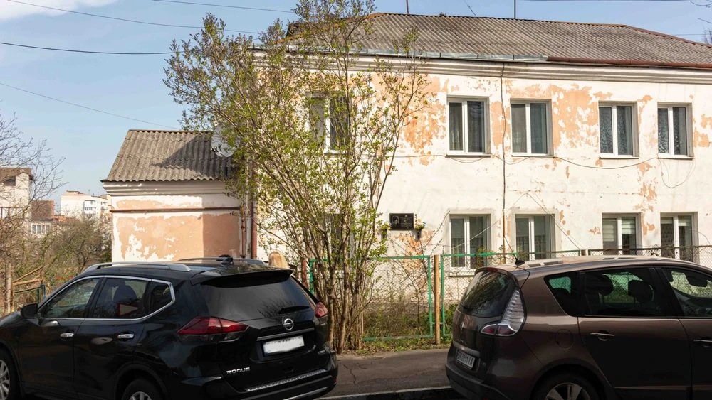 Продам трикімнатну квартиру. Центр.
