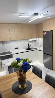 Продам квартиру з ремонтом та меблями
