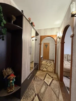 Продам 3 кімнатну квартиру 60 м² вул. Андрія Мельника 4 Рівн