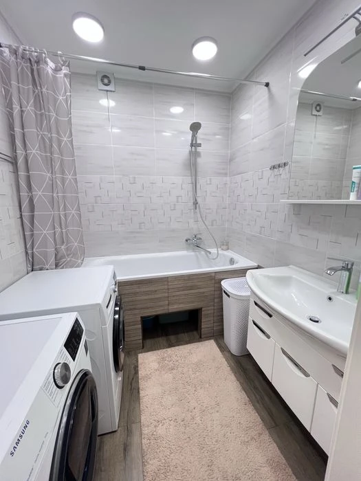 Продам 3-х кімнатну квартиру в новобудові