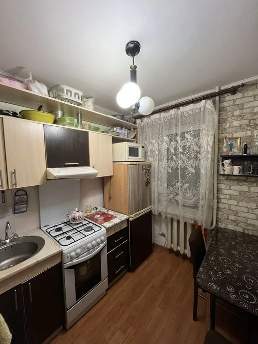 Продається 1к.квартира Генерала Безручка