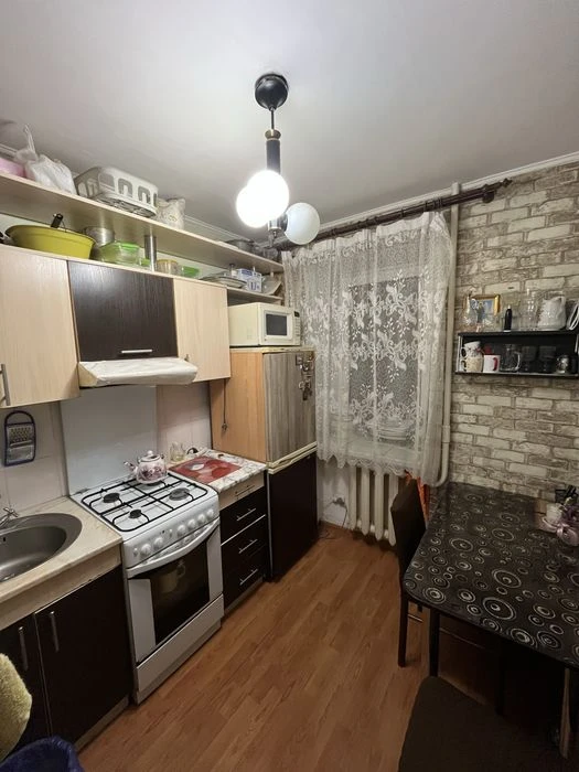 Продається 1к.квартира Генерала Безручка