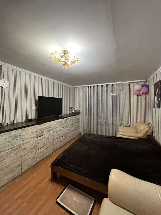 Продається 1к.квартира Генерала Безручка