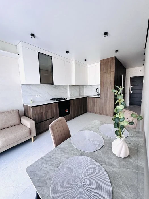 Продаж квартири біля озера ЖК Panorama de Luxe”