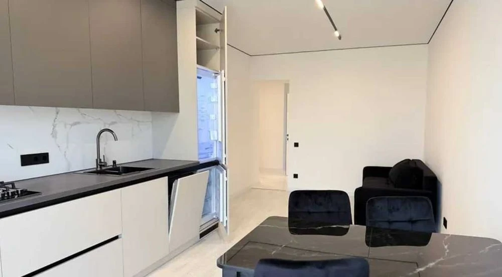 Без комісії! 1-кімнатна квартира 48.1 м² у ЖК «На Щасливому»