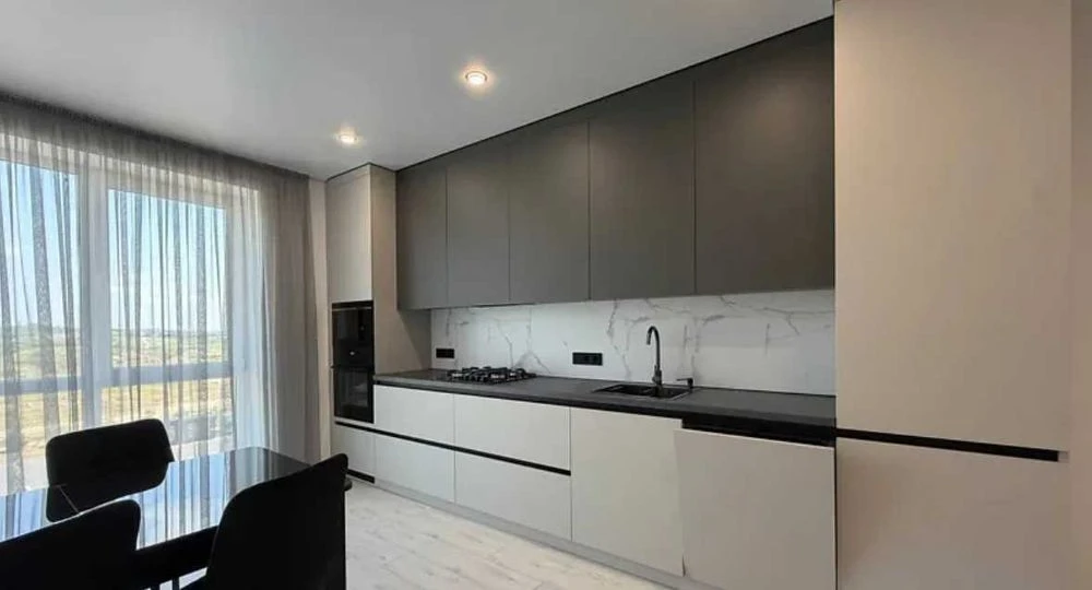Без комісії! 1-кімнатна квартира 48.1 м² у ЖК «На Щасливому»