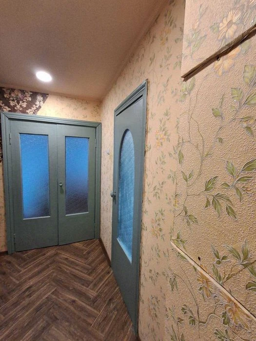 Продаж 2 кім автовокзал чешка
