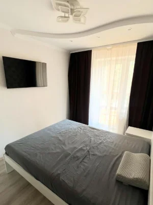 ! ПРОДАЄТЬСЯ 2кімнатна 82 кв м